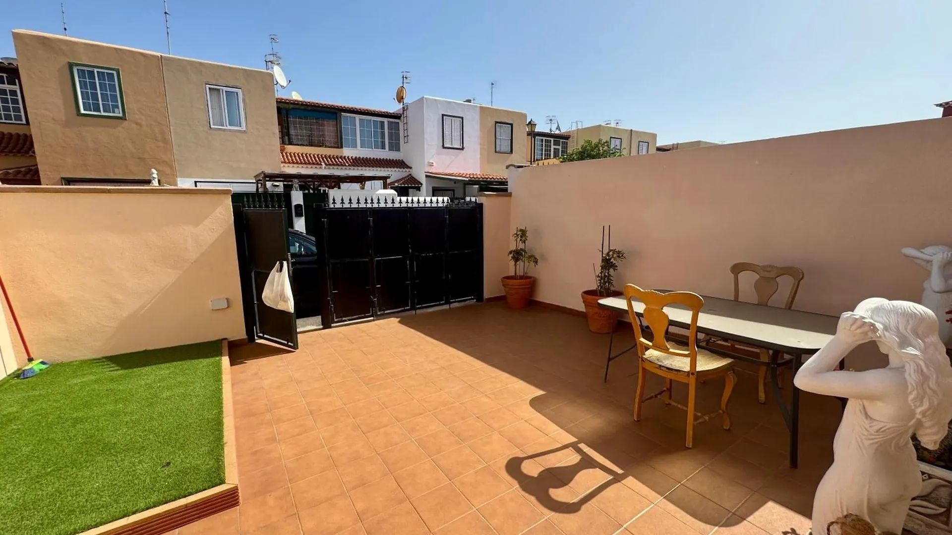 Lovely Terraced House In Costa Del Silencio Arona